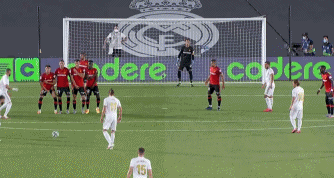 比赛还没开打，曼城却先遭两个致命暴击，主场取胜布莱顿难了