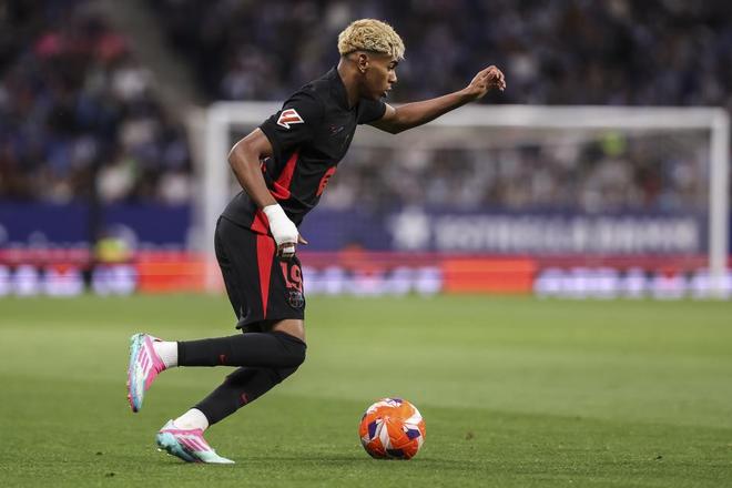 星芒市场传递温暖《最终幻想14》星芒节来啦